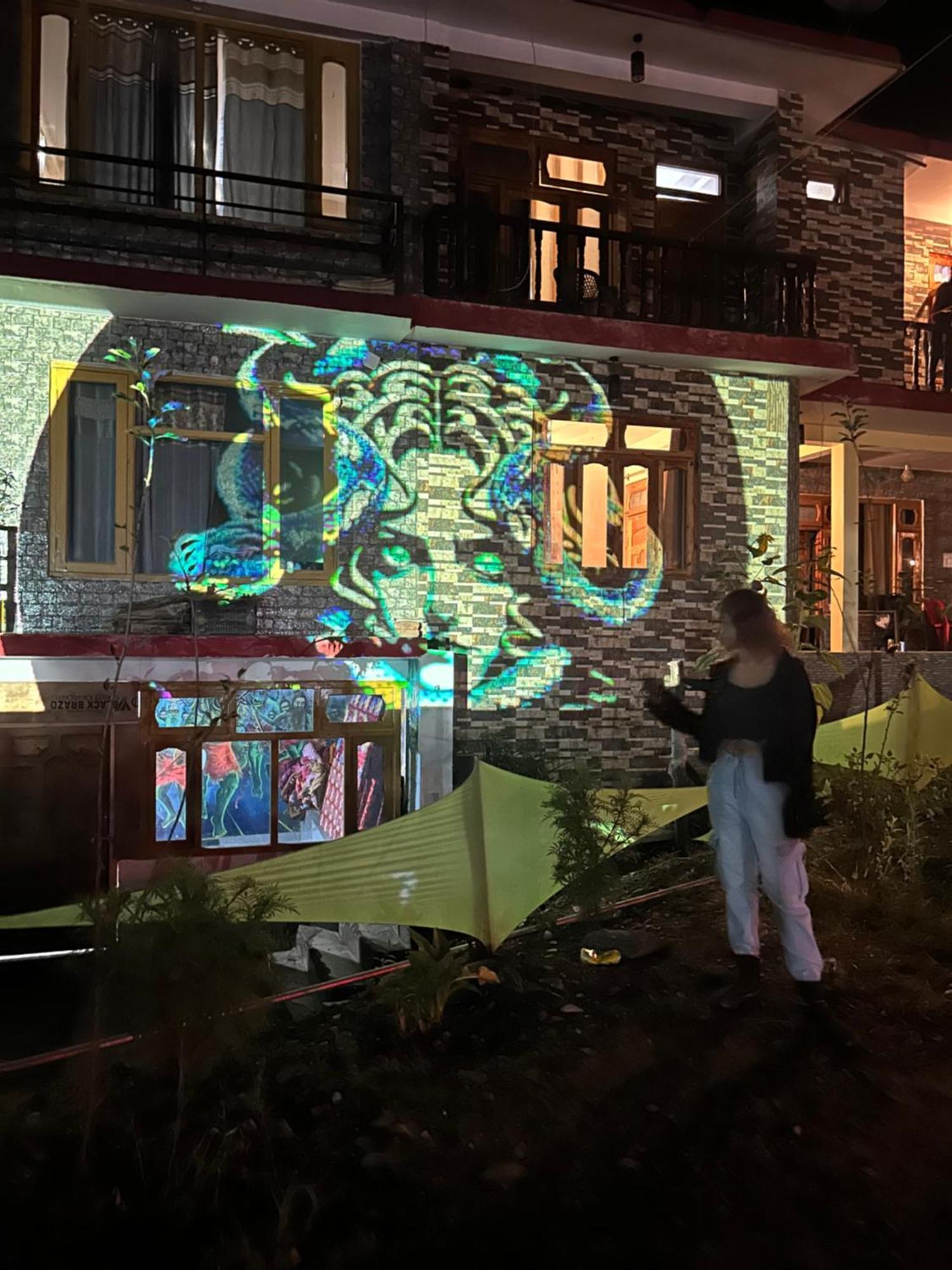 Formosa Hostel & Cafe Kasol Eksteriør bilde