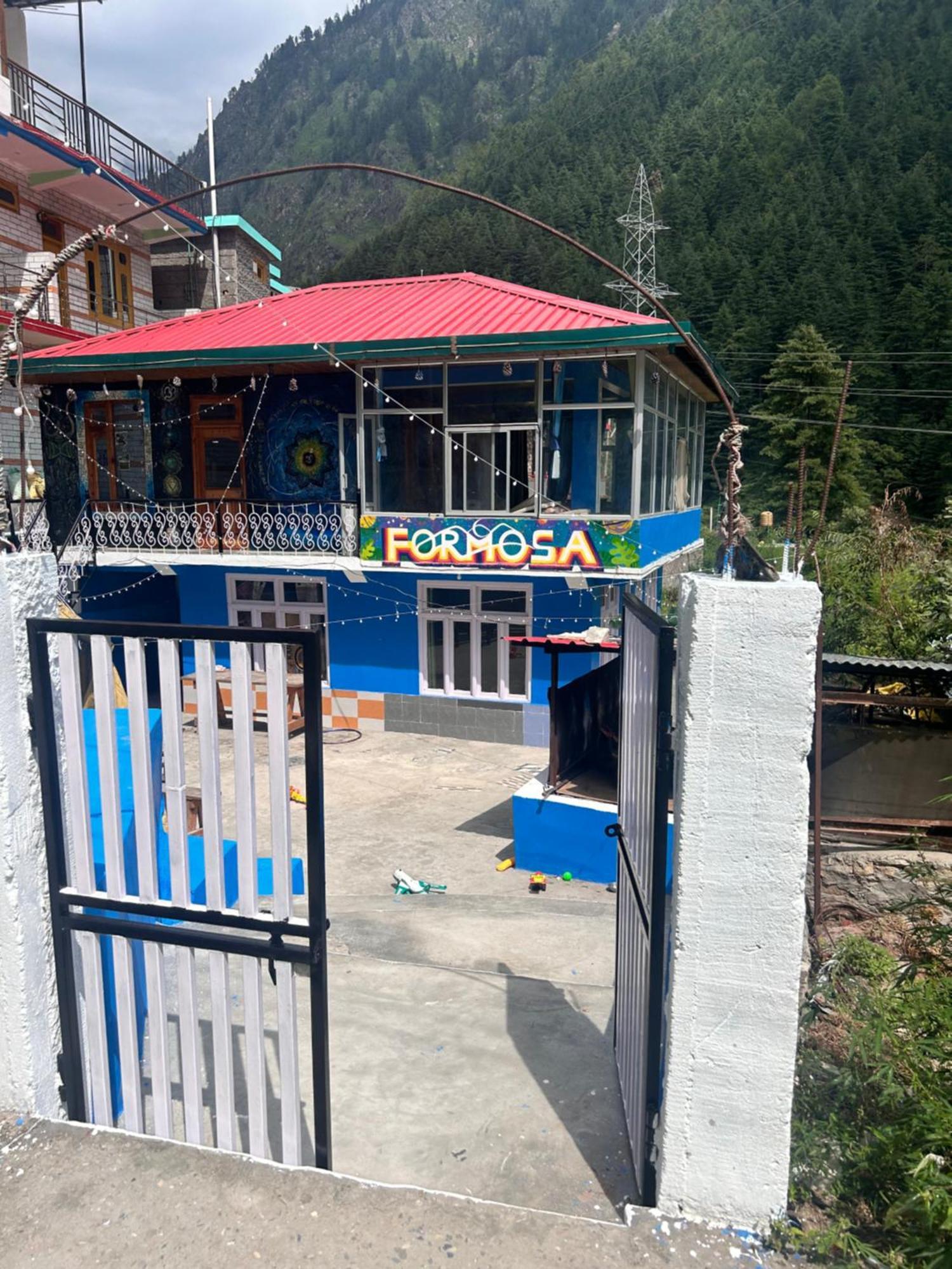 Formosa Hostel & Cafe Kasol Eksteriør bilde