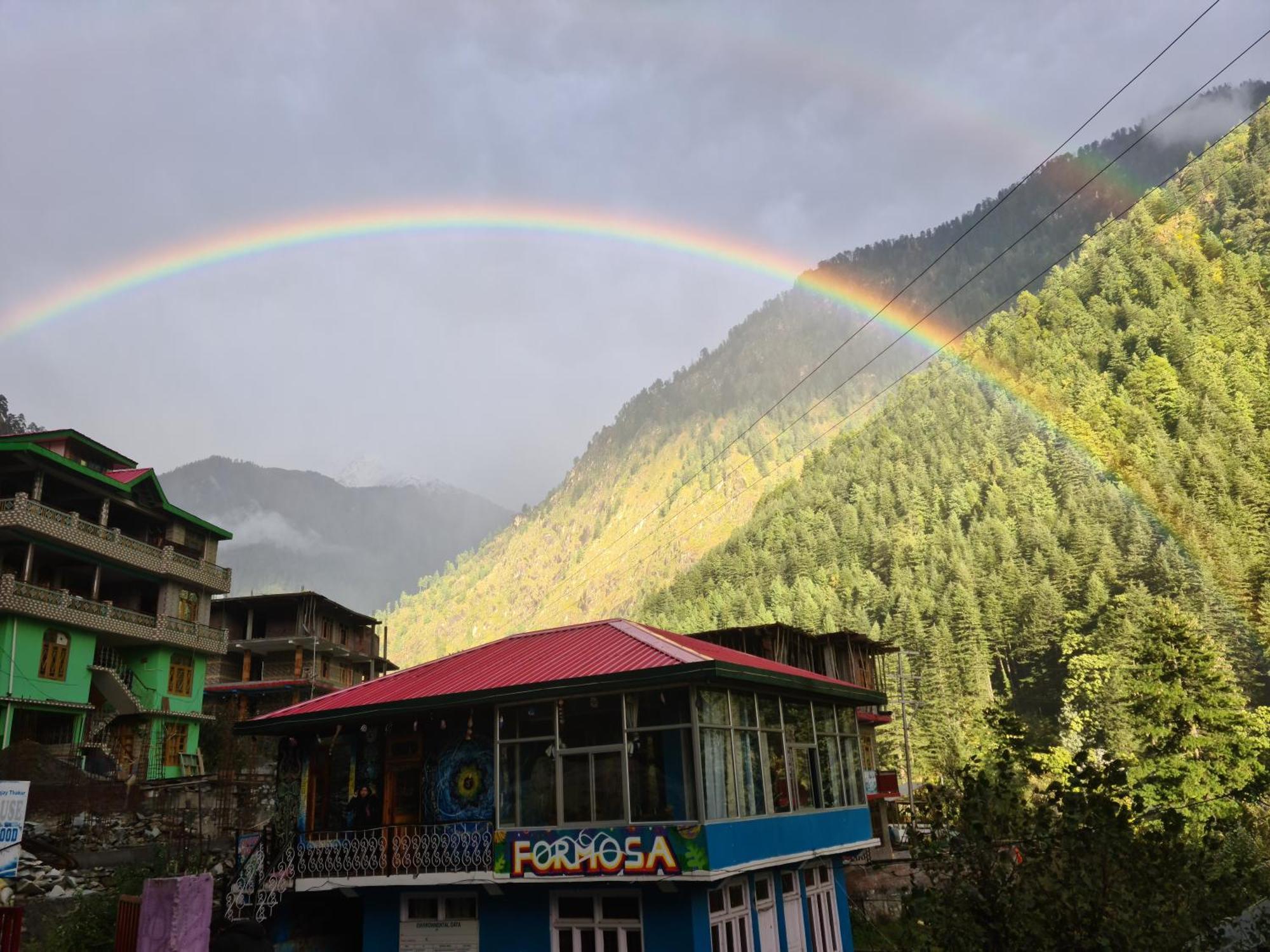 Formosa Hostel & Cafe Kasol Eksteriør bilde