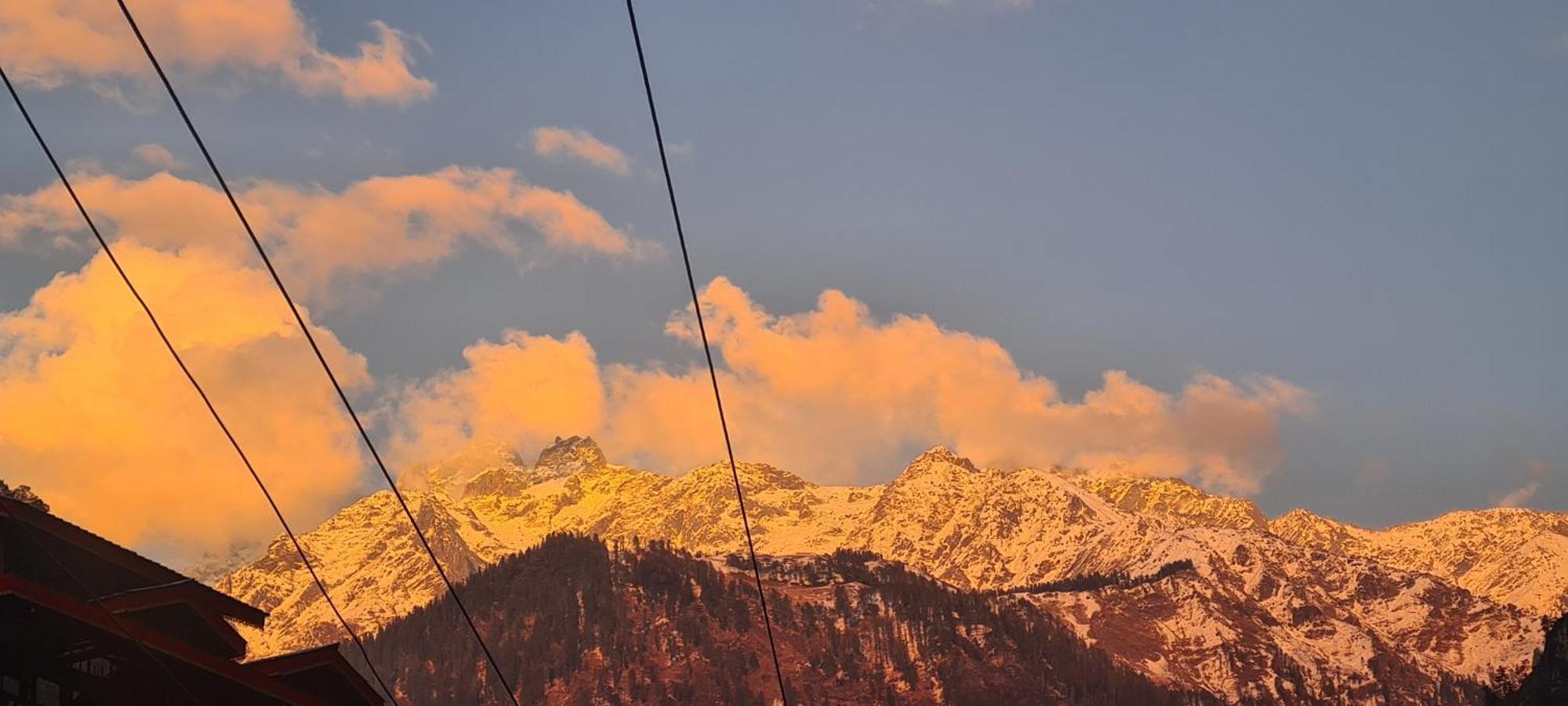 Formosa Hostel & Cafe Kasol Eksteriør bilde
