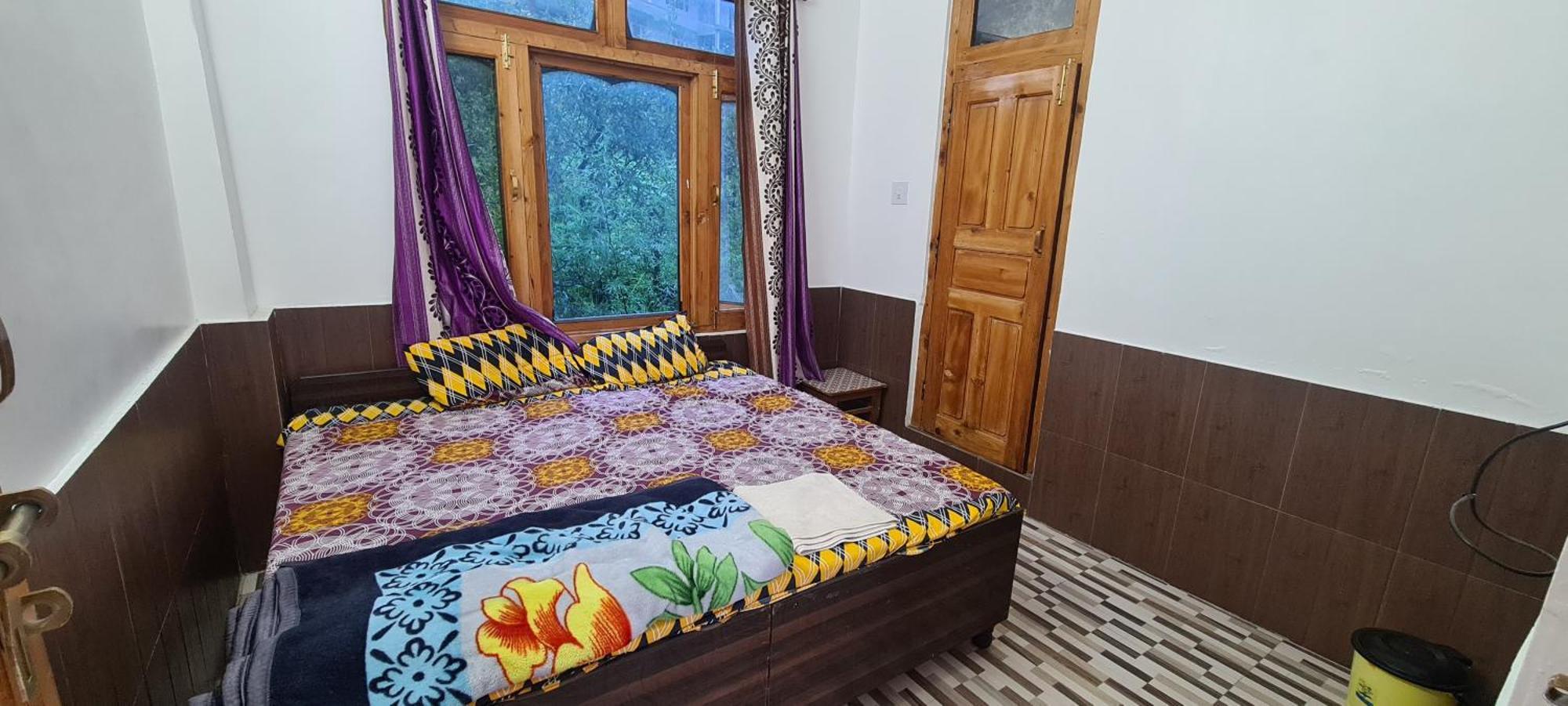Formosa Hostel & Cafe Kasol Eksteriør bilde